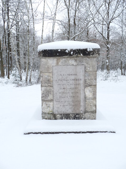 Mémorial de Paul Louis Courier